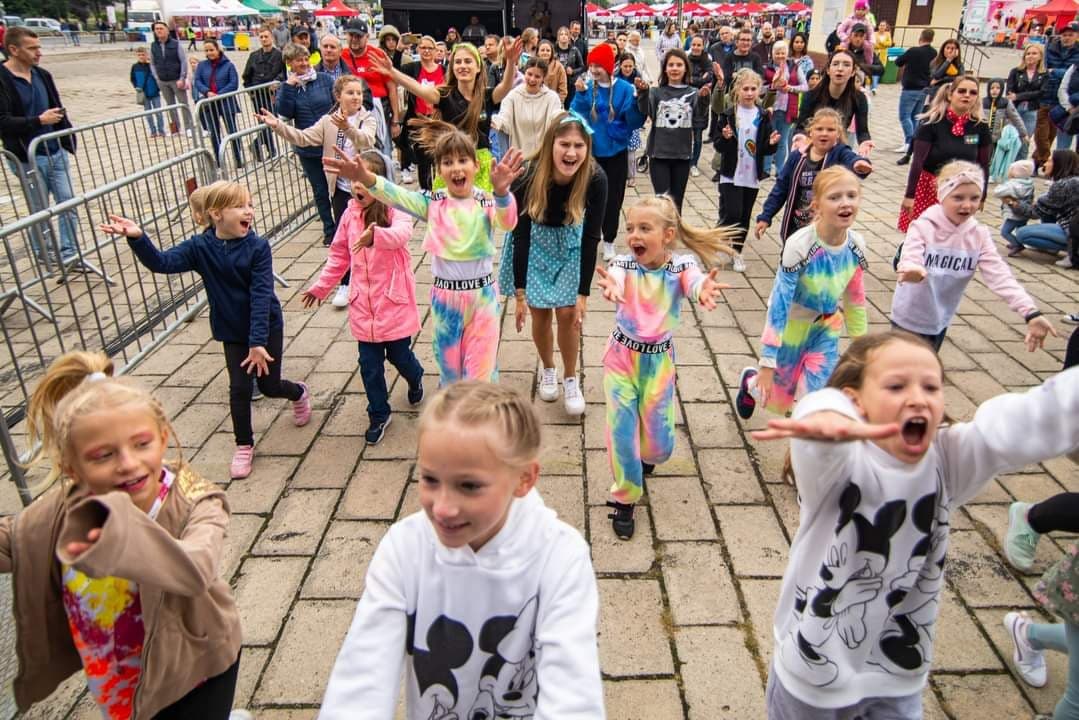 317536050_1586805775077762_5383343602712144775_n